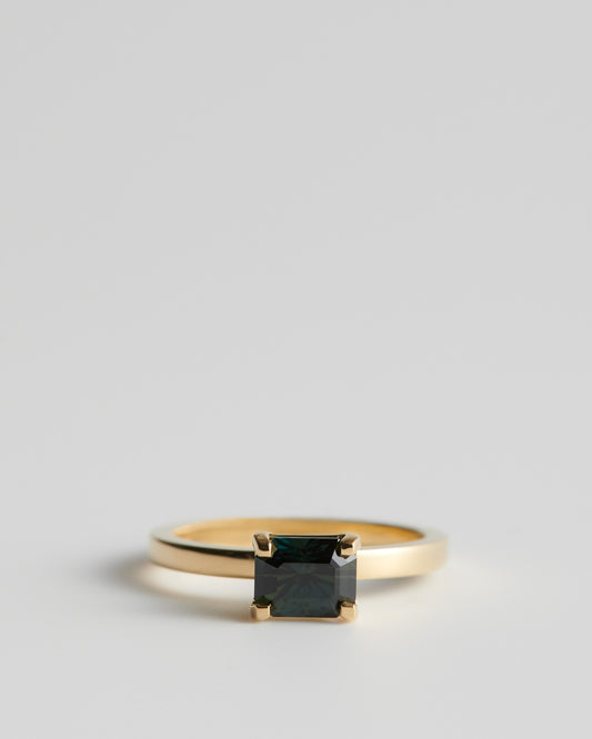 Solitaire - 4 Claw Emerald - Australian Sapphire (Sol 01)