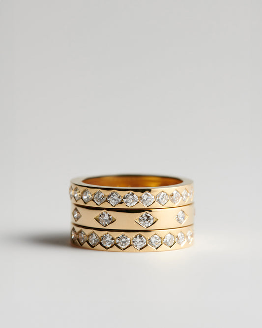 Single Trap Ring  -  White Diamonds