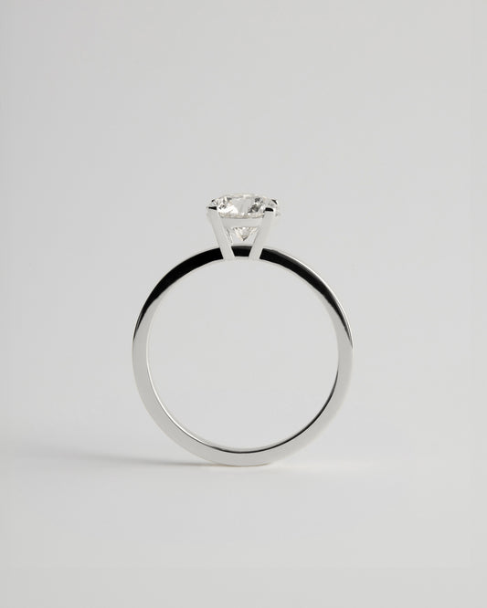 Solitaire - 4 Claw Round - White Diamond