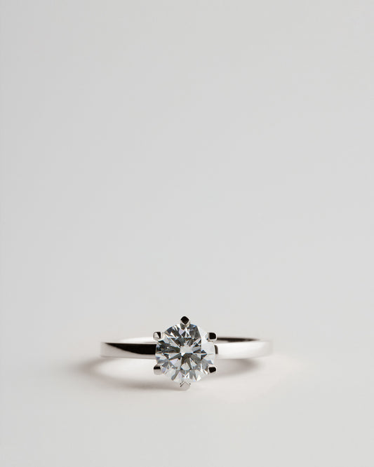 Solitaire - 6 Claw Round - White Diamond