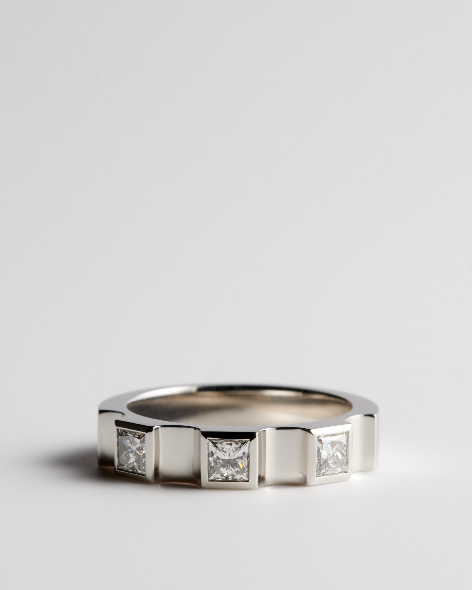 Large Window Ring - Platinum | White Diamonds