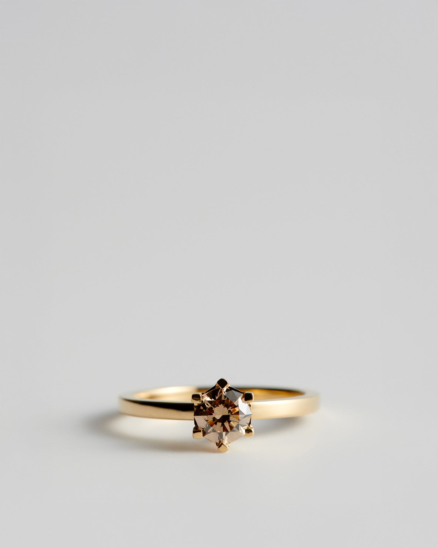 Solitaire - 6 Claw Octagonal - Champagne Diamond (Sol 13)