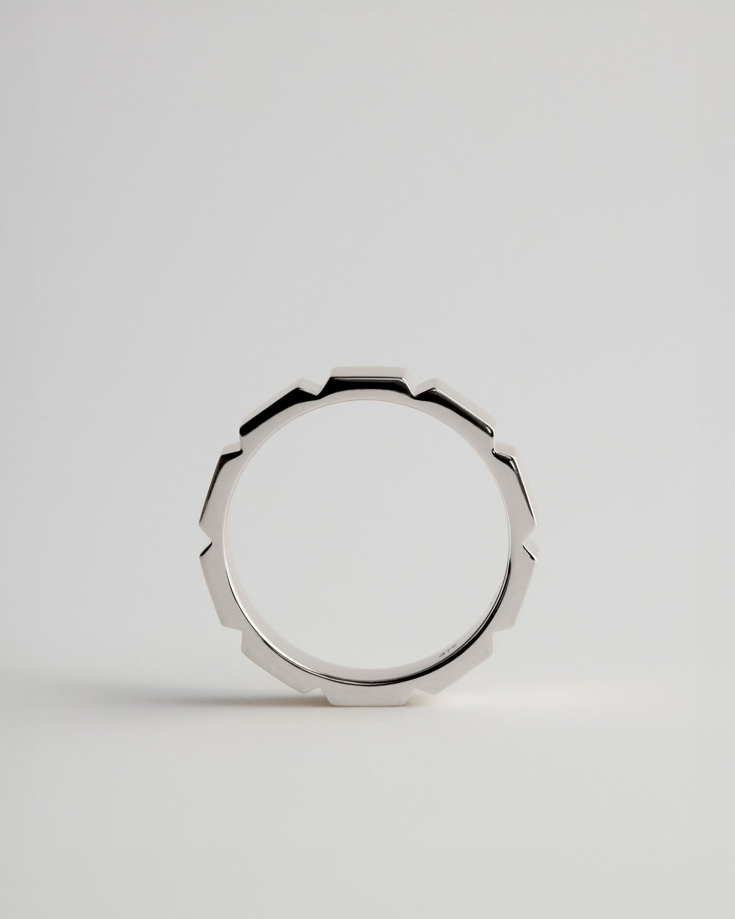 Facade Ring