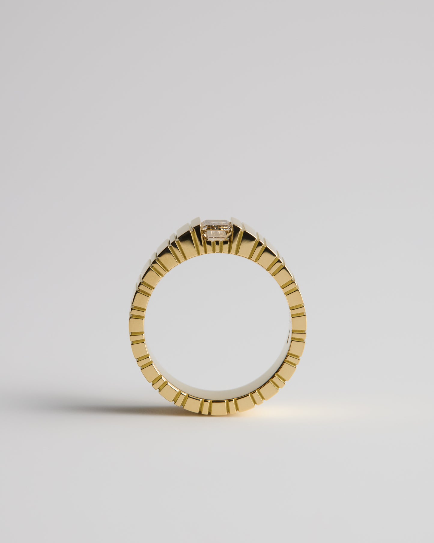 LVM Ring - Classic - Champagne Diamond