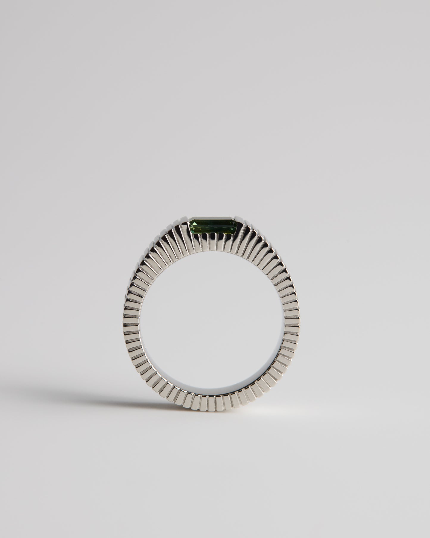 LVM Venetian Ring - Classic- Australian Sapphire  E-W (LVM.AS.11)