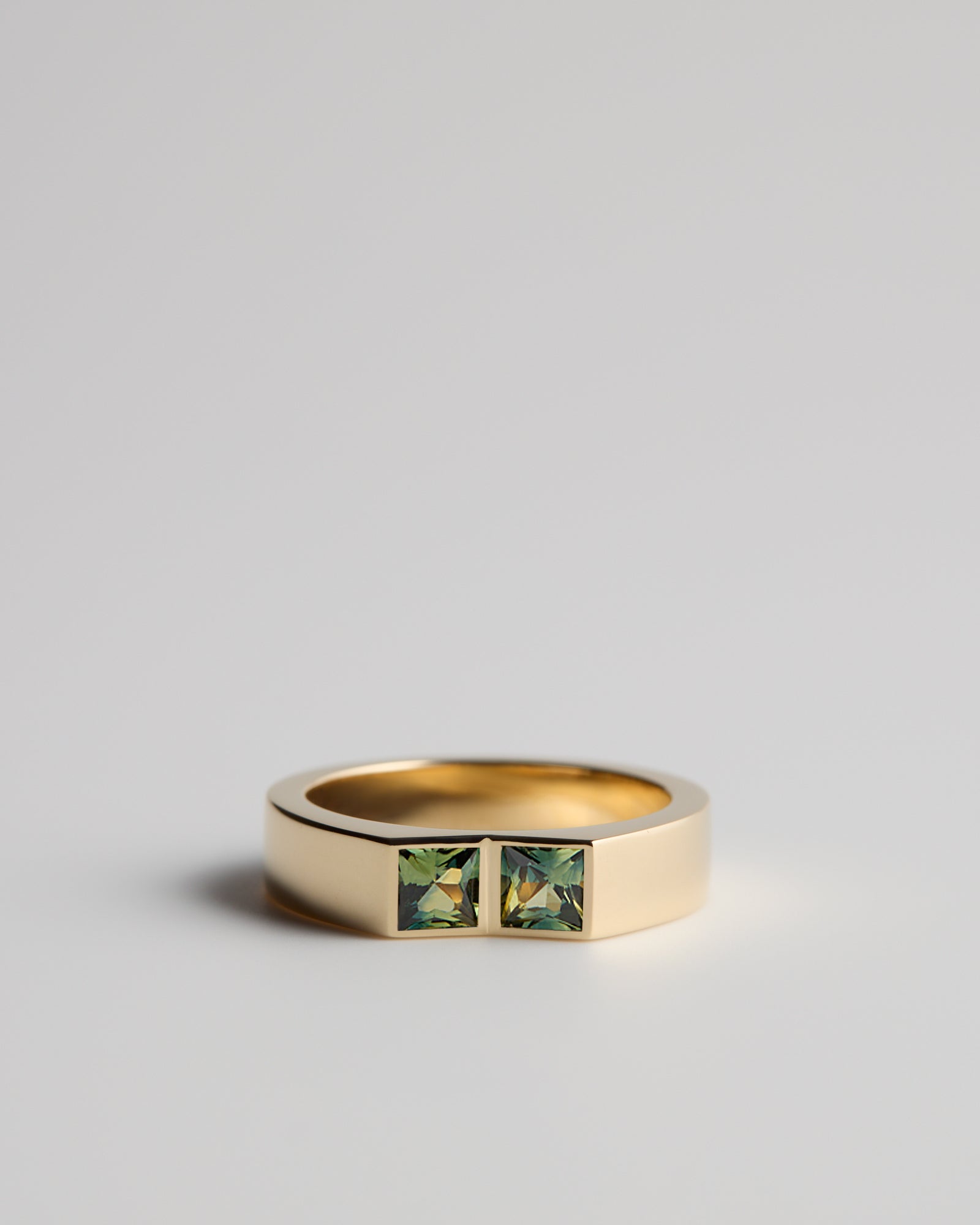 Australian Parti Sapphires - 18ct Yellow Gold