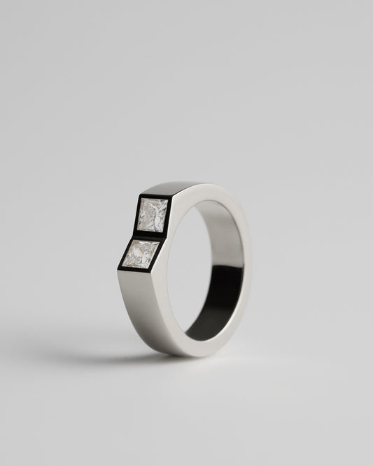 Joan Band 244 - White Diamonds