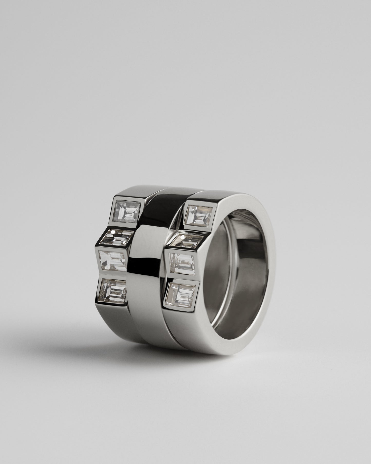 Joan Band 443 - White Diamonds