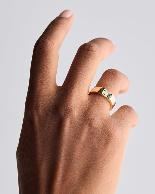 Moss Green Sapphires - 18ct Yellow Gold