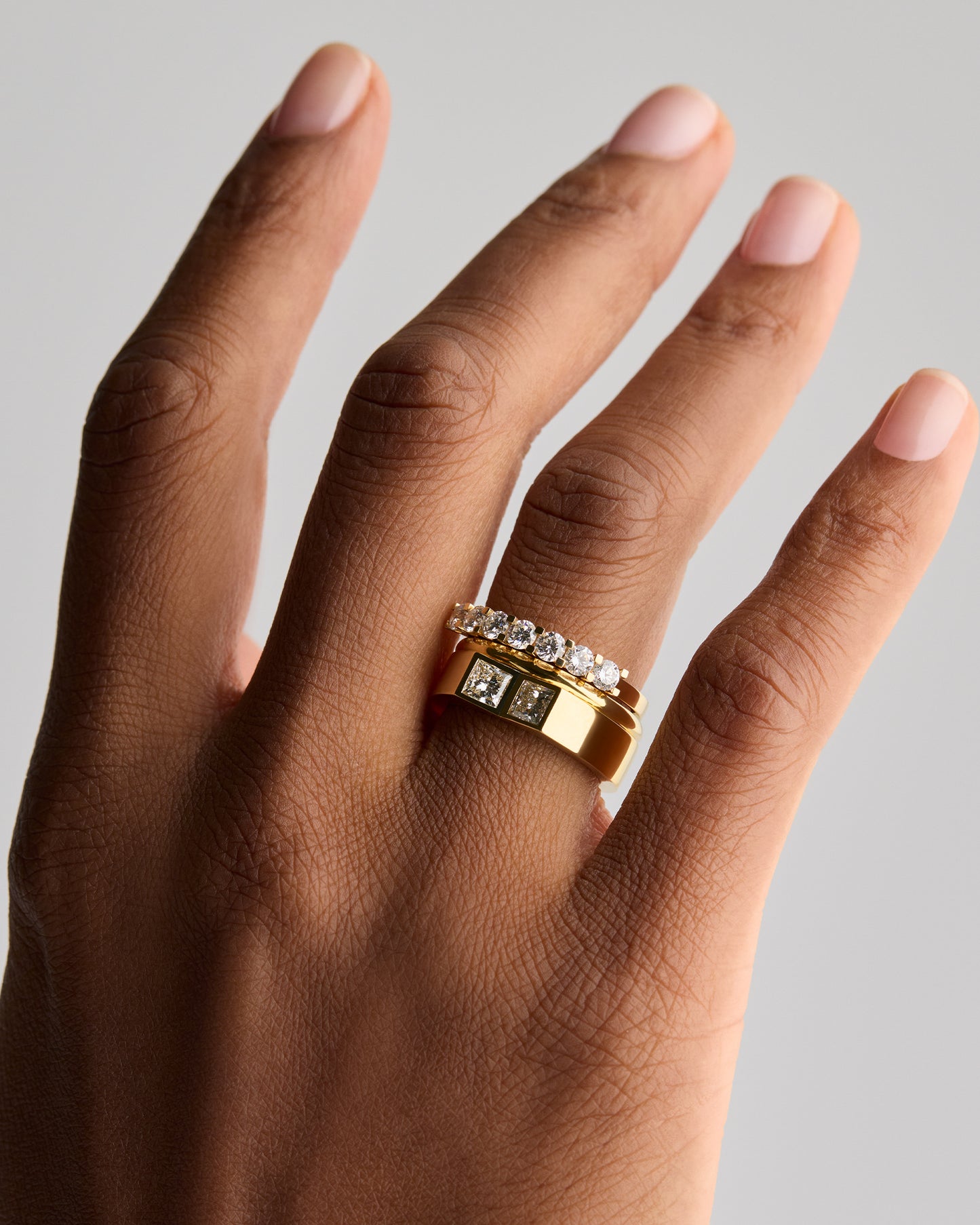 Joan Band 244 - White Diamonds