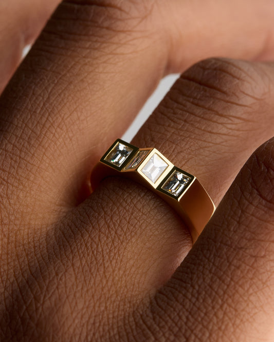 Joan Band 443 - White Diamonds