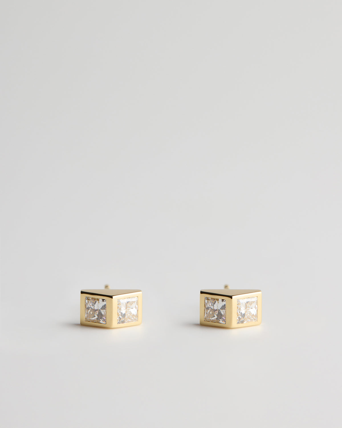 Joan 244 Studs - White Diamonds